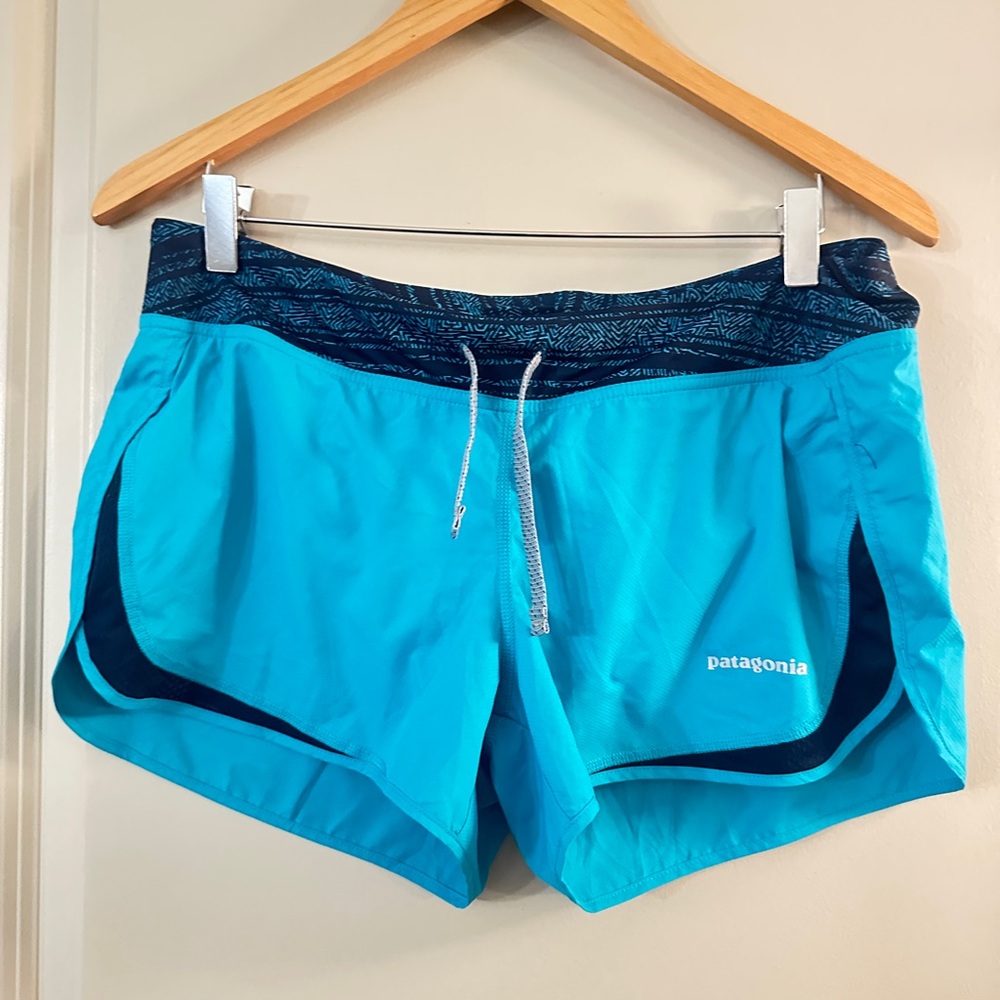 Patagonia Navy and Teal Geometric Hoodie